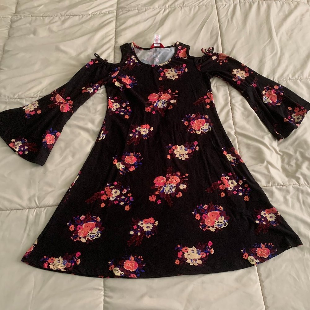 1st Kiss Girls Dress, Size 14/16, Black Floral